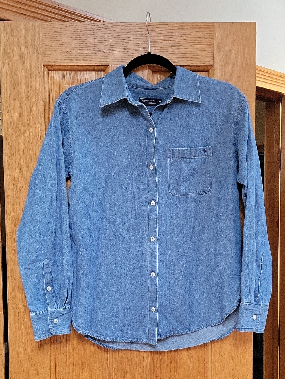 Vineyard Vines Chambray Cotton Denim Shirt